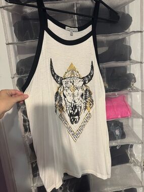 Charlotte Russe Black & White Crewneck Top